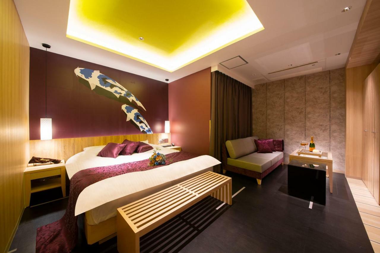 גיפו ホテル Tiger & Dragon 男塾ホテルグループ (Adults Only) מראה חיצוני תמונה
